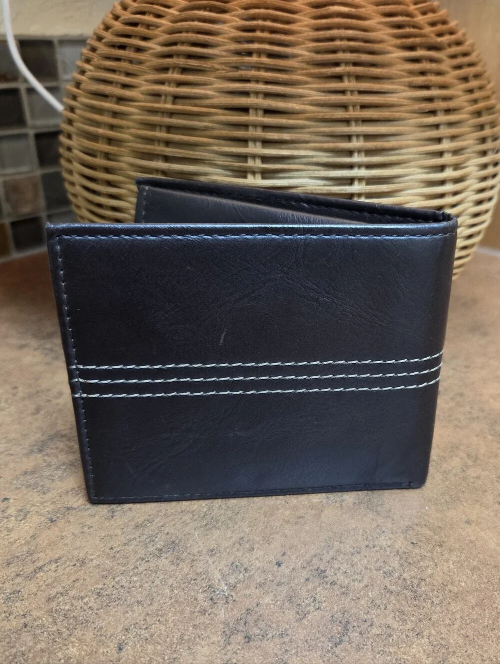 Dockers Dark Brown Leather RFID Bi-Fold Wallet with Contrast Stitching
